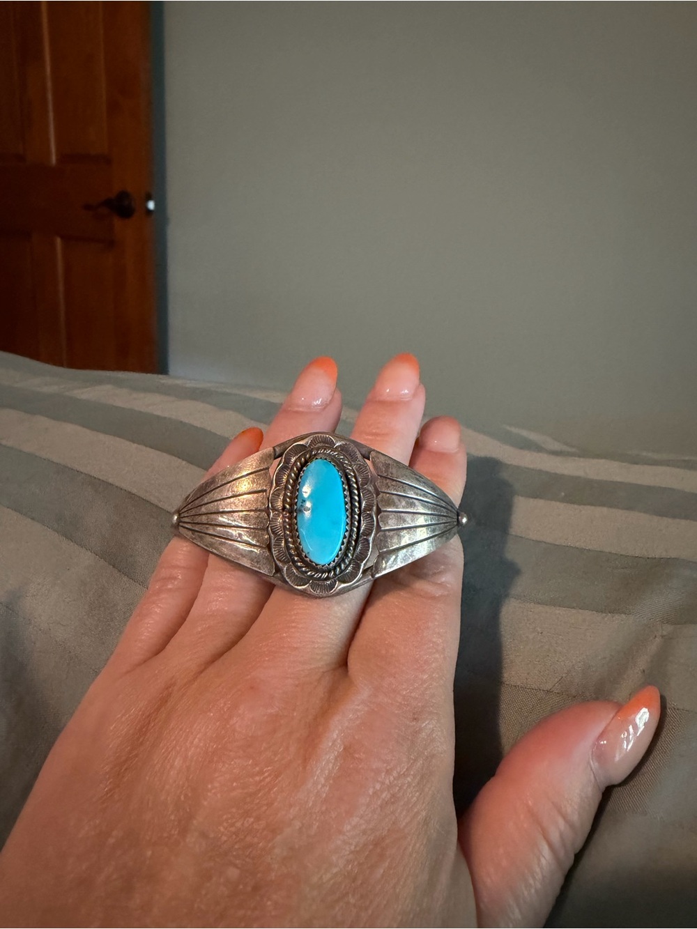 Rare Native American- Navajo Turquoise Sterling Silver Cuff Bracelet- stamped - Picture 4 of 7